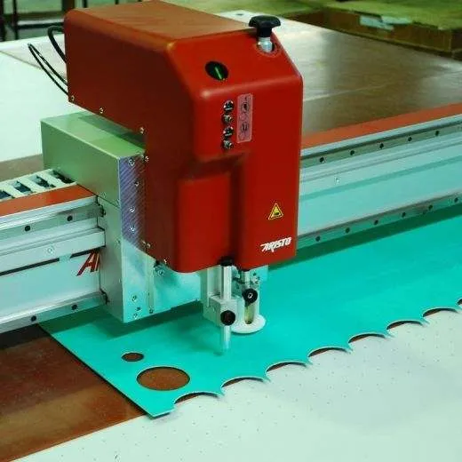 плоттер аристо - резка 