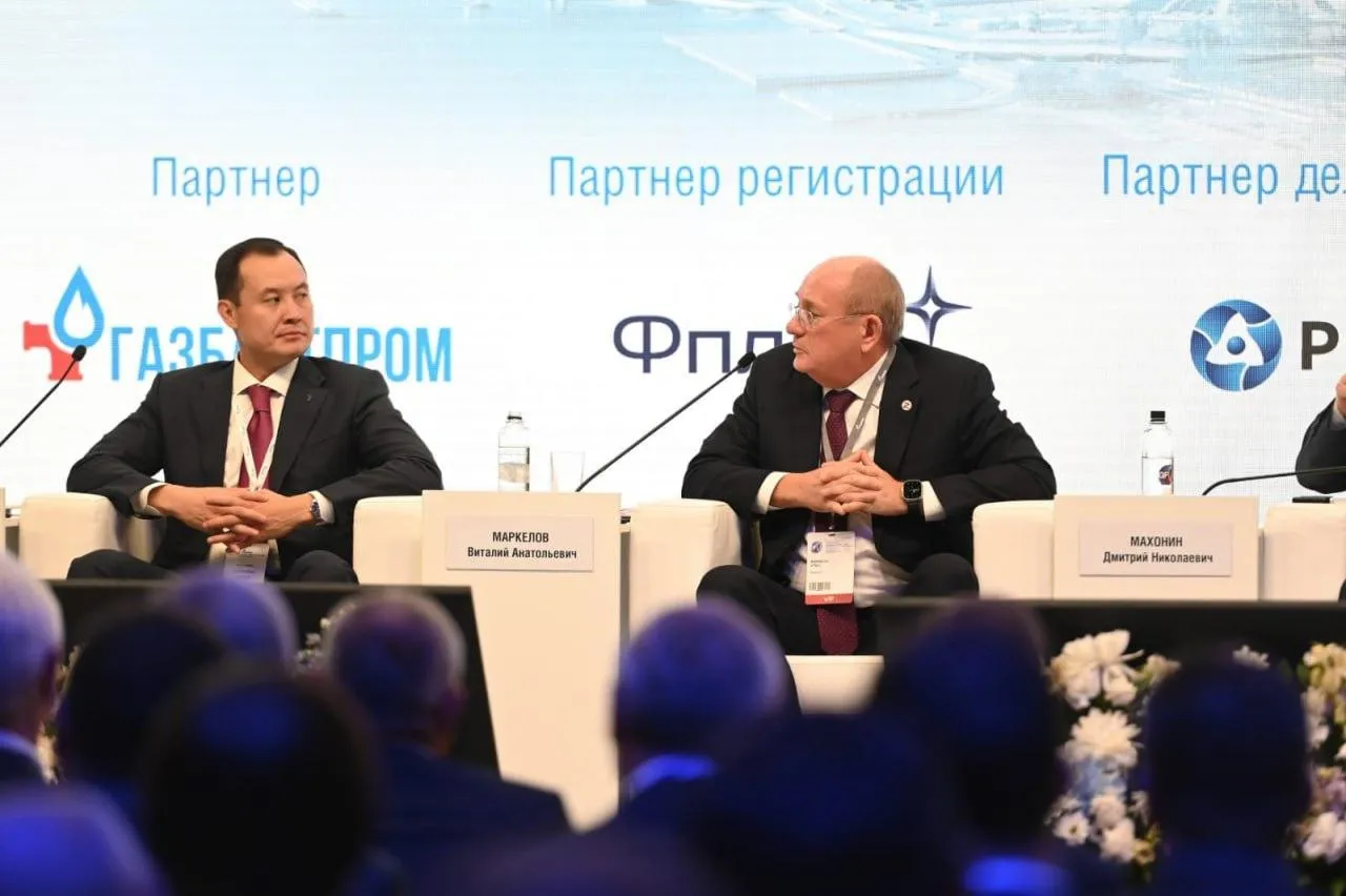 Компания «Экс-Форма» приняла участие в закрытом совещании по вопросам технологического развития ПАО «ГАЗПРОМ» в конгрессно-выставочном центре «ЭКСПОФОРУМ».